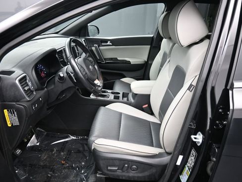 Used 2019 Kia Sportage EX w/ EX Sport Appearance Package AWD/4WD image 18