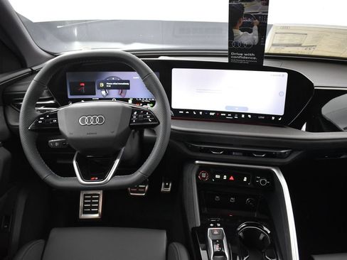 New 2026 Audi SQ5 Premium Plus AWD/4WD image 11