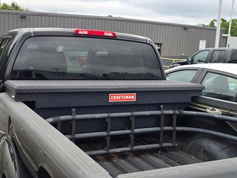Used 2008 Nissan Frontier SE w/ SE Value Truck Pkg RWD image 15