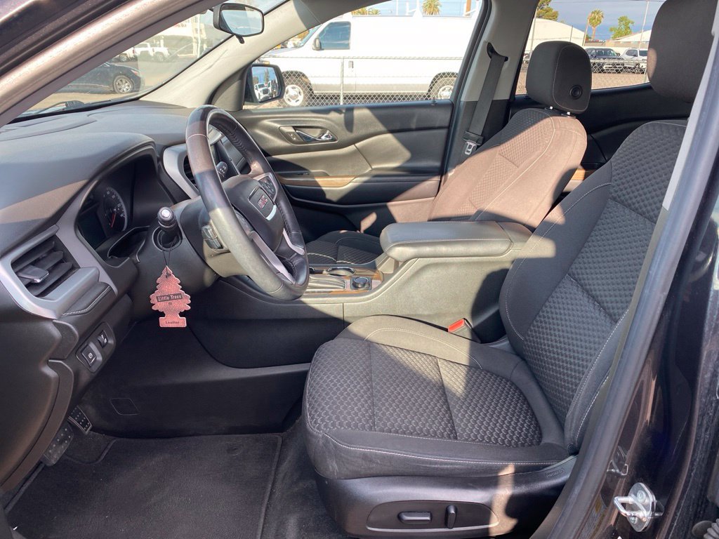 Used 2017 GMC Acadia SLE w/ Driver Alert Package I FWD image 7