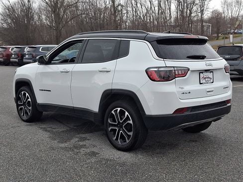 Used 2023 Jeep Compass Limited image 4