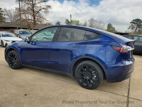 Used 2022 Tesla Model Y Long Range image 12