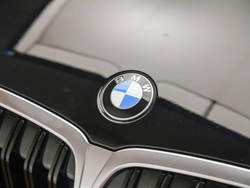 Used 2026 BMW 330i Sedan w/ Premium Package RWD image 9