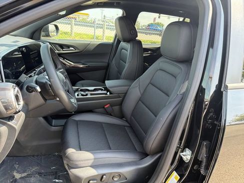 New 2026 Chevrolet Equinox LT w/ Convenience Package II AWD/4WD image 22