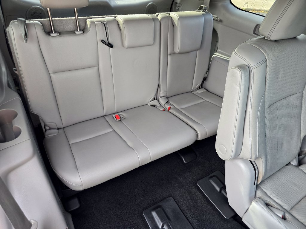 Certified 2019 Toyota Highlander Limited Platinum AWD/4WD image 24