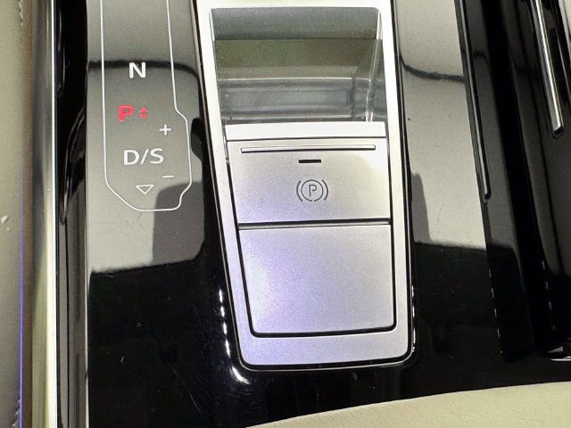 Certified 2023 Audi A8 L 3.0T w/ Comfort Plus Package AWD/4WD image 27