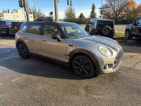 Used 2016 MINI Cooper Clubman image 8