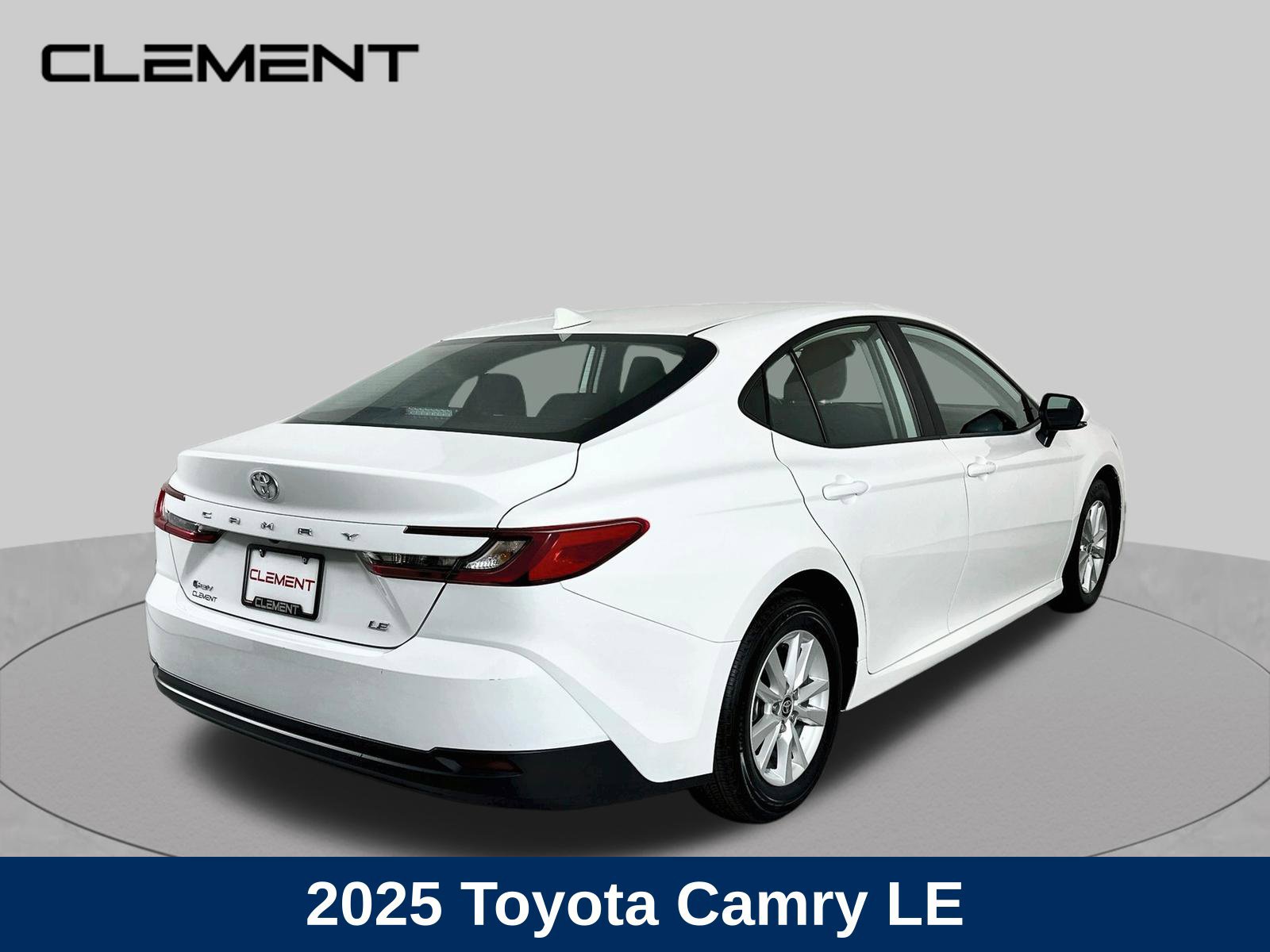 Used 2025 Toyota Camry LE FWD image 5