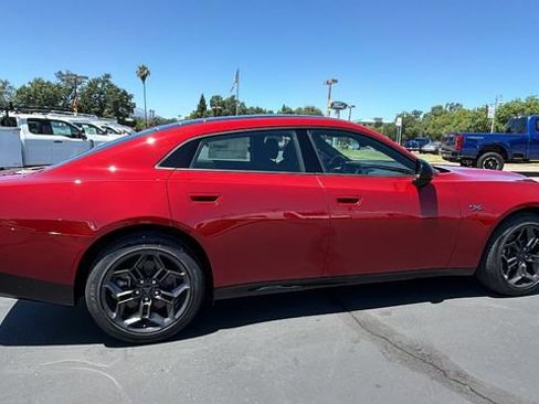 New 2026 Dodge Charger R/T w/ Blacktop Package AWD/4WD image 3