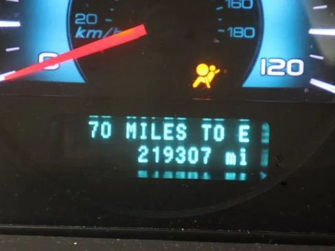 Used 2012 Ford Fusion SE FWD image 25