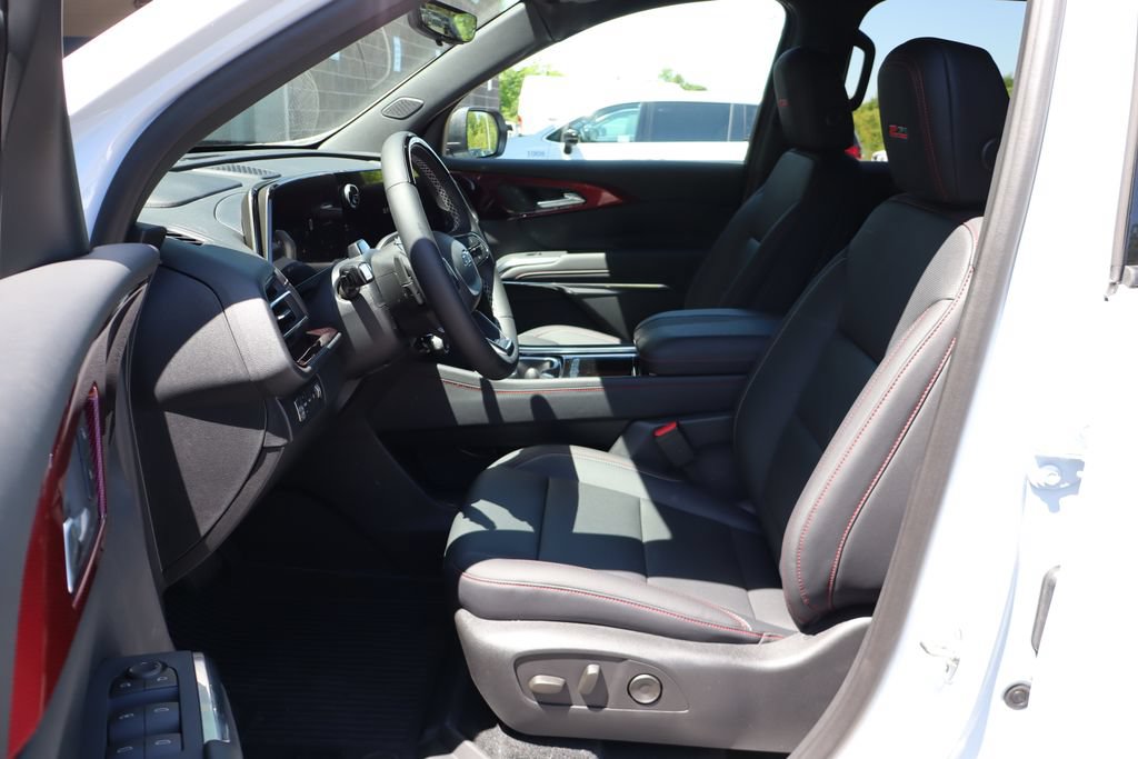 New 2026 Chevrolet Traverse Z71 w/ Enhanced Driving Package AWD/4WD image 12