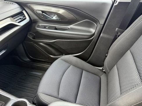 Certified 2024 GMC Terrain SLE w/ Driver Convenience Package image 20