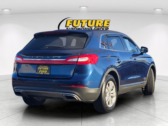 Used 2017 Lincoln MKX Premiere FWD image 4