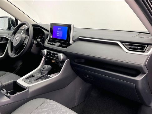New 2025 Toyota RAV4 XLE image 6