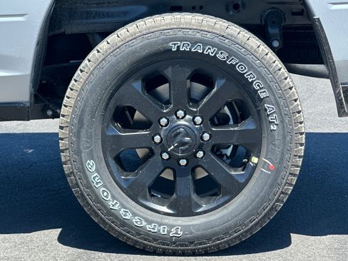 New 2026 RAM 2500 Laramie AWD/4WD image 24