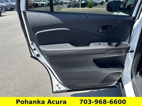 Used 2025 Honda Passport TrailSport image 23