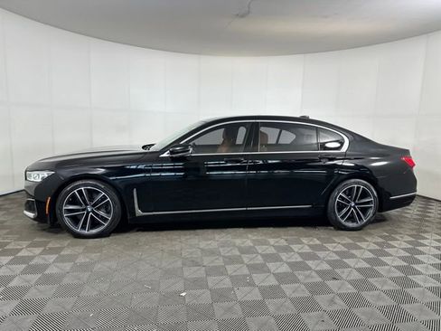 Used 2021 BMW 750i xDrive image 6