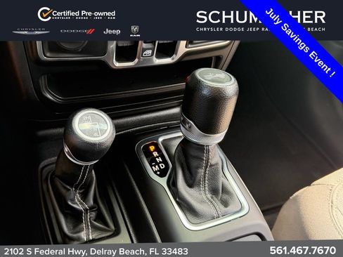 Used 2022 Jeep Wrangler Unlimited Sahara w/ LED Lighting Group AWD/4WD image 19