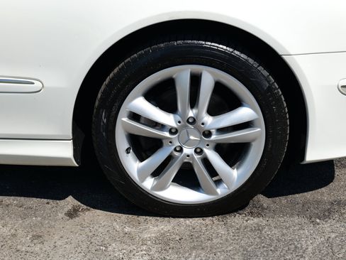 Used 2007 Mercedes-Benz CLK 350 2dr Coupe 3.5L image 80