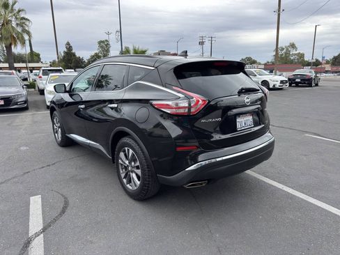 Used 2017 Nissan Murano SV FWD image 5