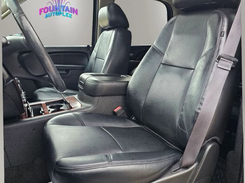 Used 2012 Chevrolet Tahoe LTZ AWD/4WD image 13