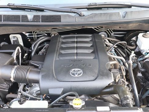 Used 2016 Toyota Tundra SR5 w/ SR5 Upgrade Package AWD/4WD image 35