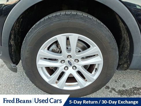 Certified 2019 Ford Explorer XLT w/ Class III Trailer Tow Package image 30