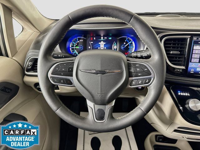 Used 2024 Chrysler Pacifica Limited FWD image 11