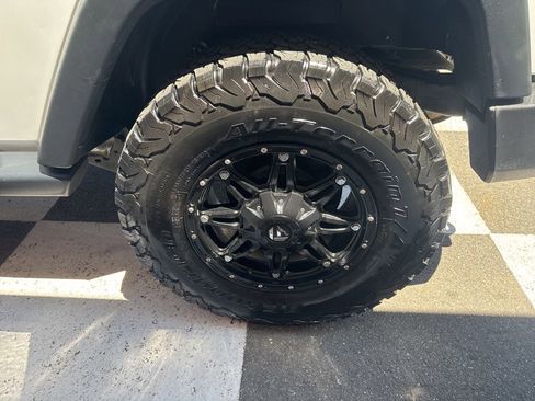 Used 2016 Jeep Wrangler Sport w/ Quick Order Package 24S AWD/4WD image 18