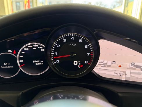 Used 2019 Porsche Panamera GTS image 12