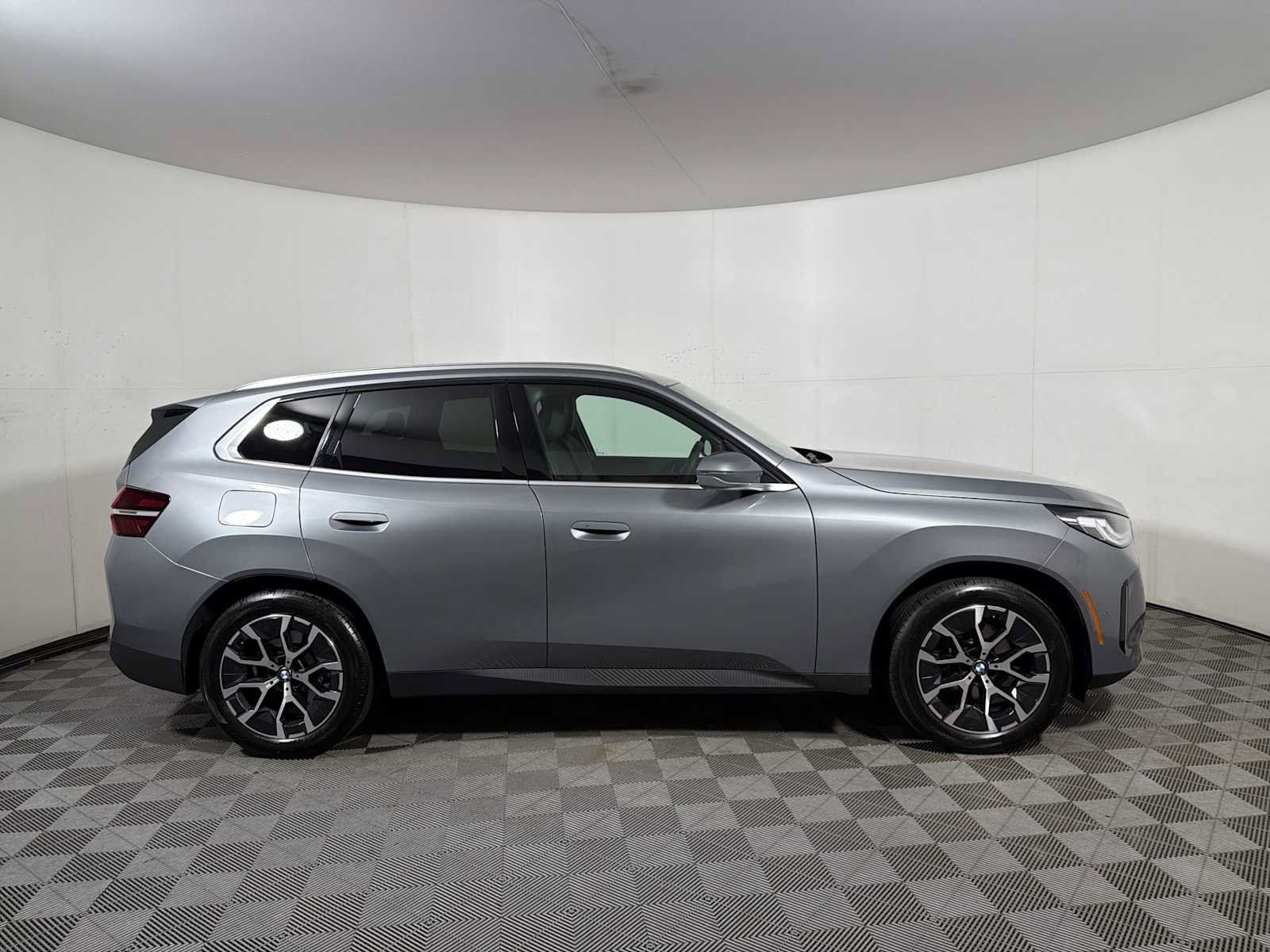 Used 2026 BMW X3 xDrive30i w/ Convenience Package AWD/4WD image 7