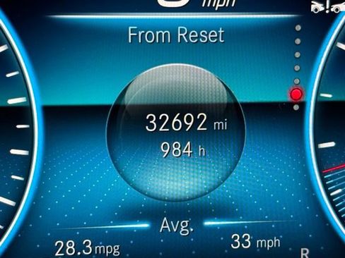 Used 2022 Mercedes-Benz E 350 Sedan image 11