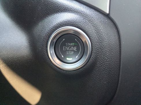 New 2026 GMC Sierra 3500 Pro w/ Convenience Package image 9