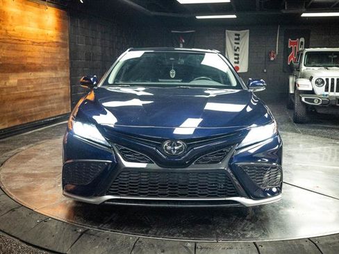 Used 2022 Toyota Camry XSE w/ Carpet Mat Package (TMS) FWD image 4