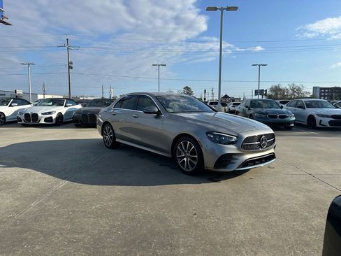 Used 2021 Mercedes-Benz E 450 4MATIC Sedan image 6