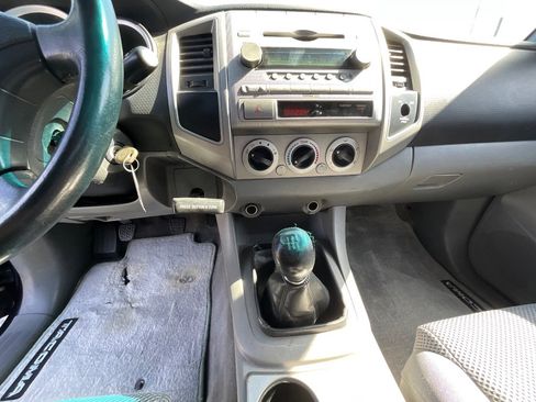 Used 2006 Toyota Tacoma X-Runner image 17