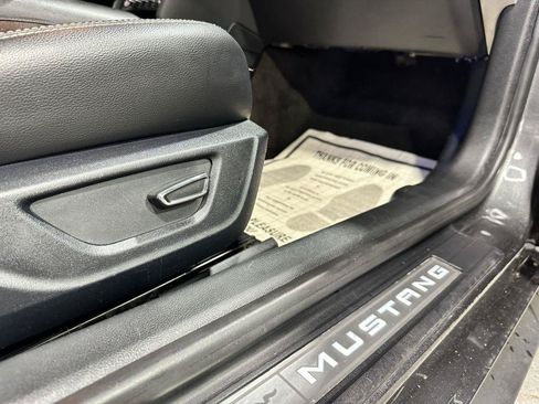 Used 2018 Ford Mustang Premium RWD image 35