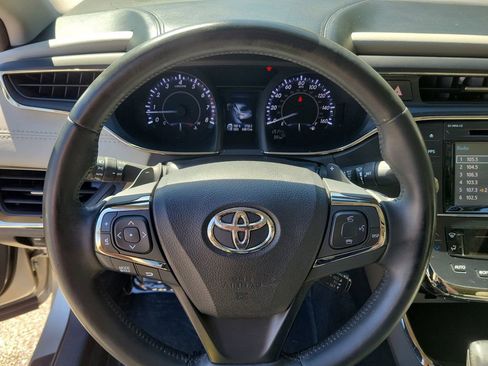 Used 2015 Toyota Avalon XLE Touring image 19