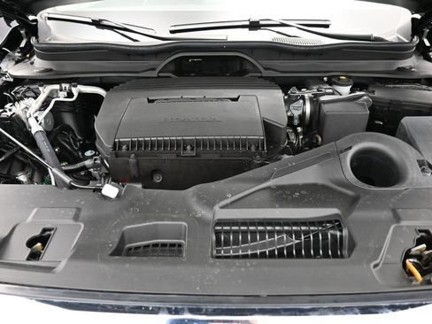 Certified 2025 Honda Pilot EX-L image 42