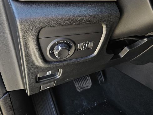 New 2026 Jeep Grand Cherokee L 2WD image 18