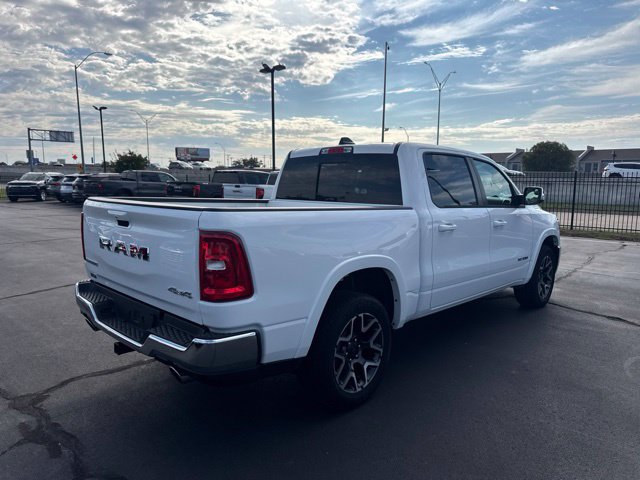 Used 2026 RAM 1500 Laramie AWD/4WD image 3