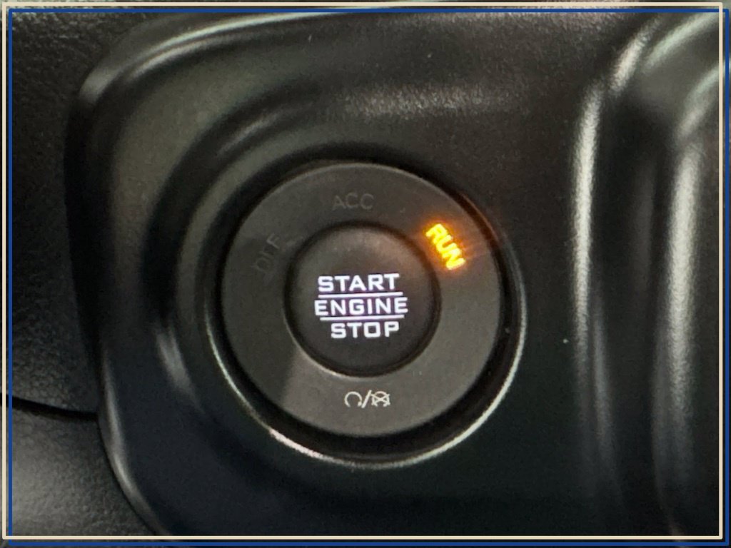 Used 2022 Jeep Wrangler Sport AWD/4WD image 26