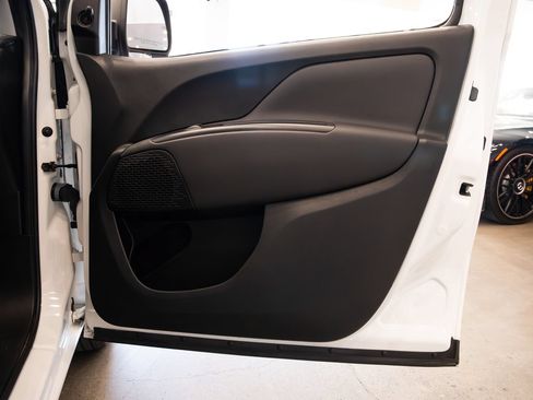 Used 2017 RAM ProMaster City Tradesman w/ Rear Back-up Camera Group FWD image 14