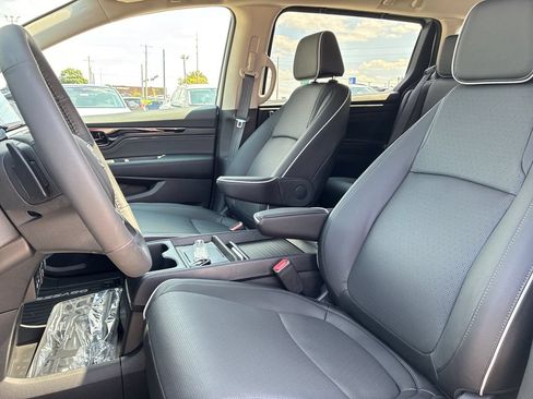 New 2026 Honda Odyssey Elite image 11