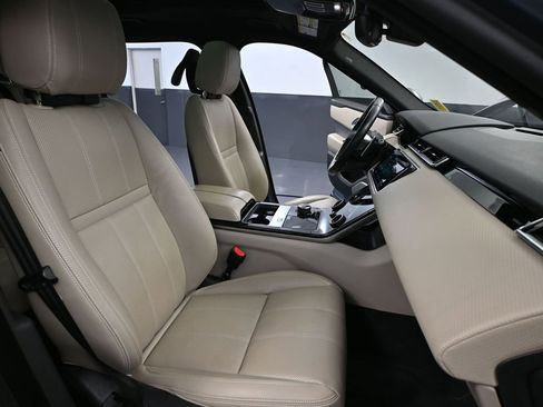 Used 2020 Land Rover Range Rover Velar R-Dynamic S image 51