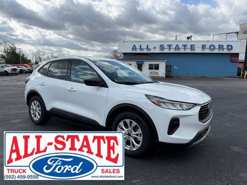 Used 2025 Ford Escape Active FWD image 2