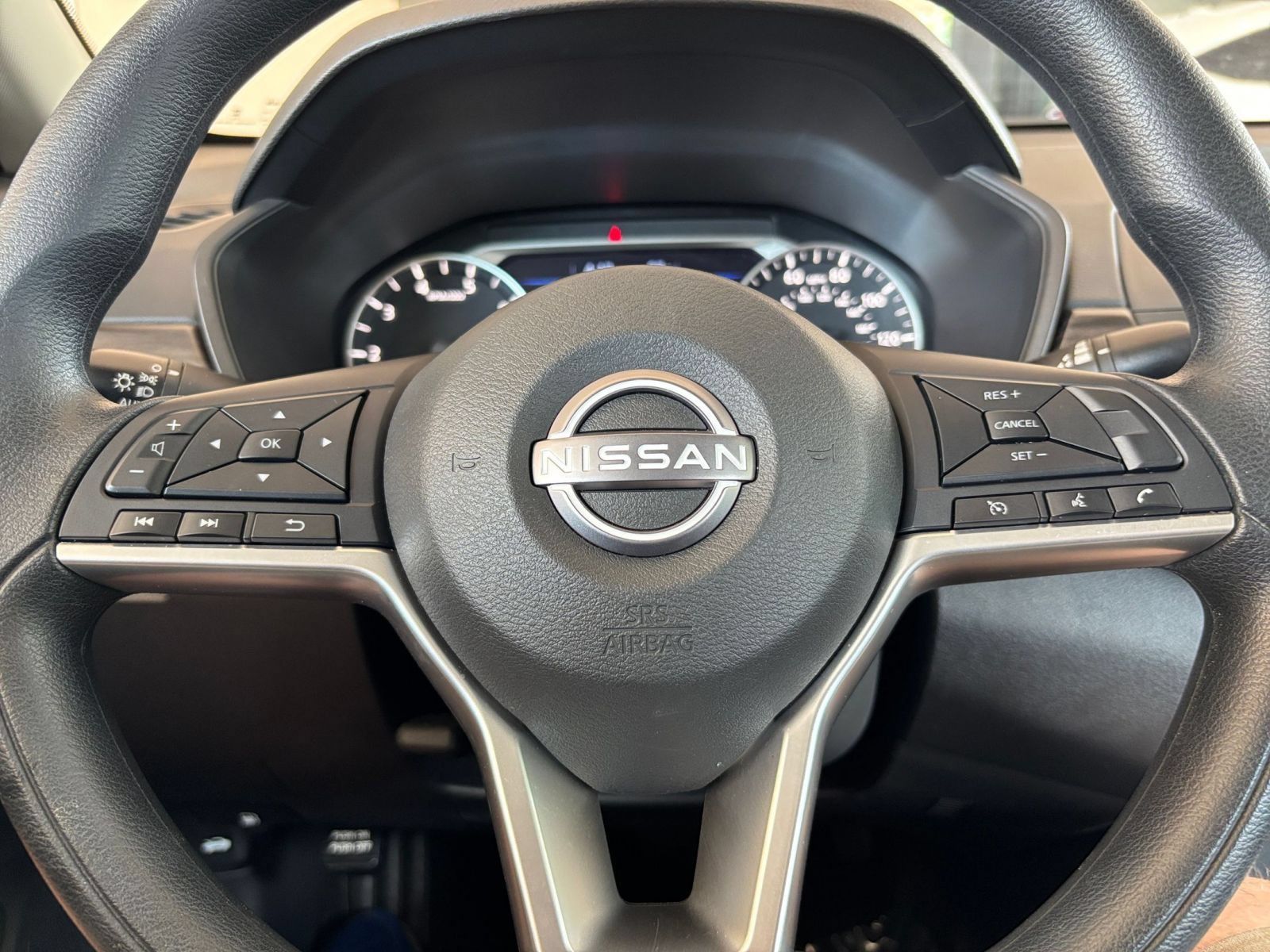 Used 2026 Nissan Altima 2.5 SV FWD image 27