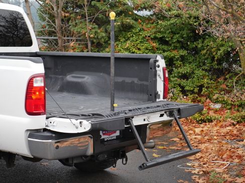 Used 2015 Ford F350 Lariat w/ Lariat Ultimate Package image 19