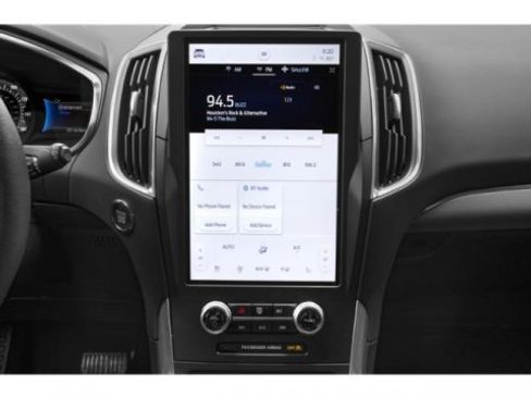 Used 2022 Ford Edge Titanium image 10