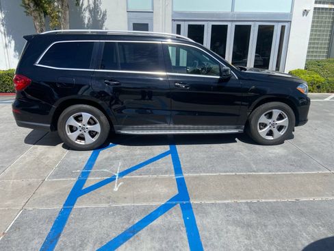Used 2019 Mercedes-Benz GLS 450 4MATIC image 4